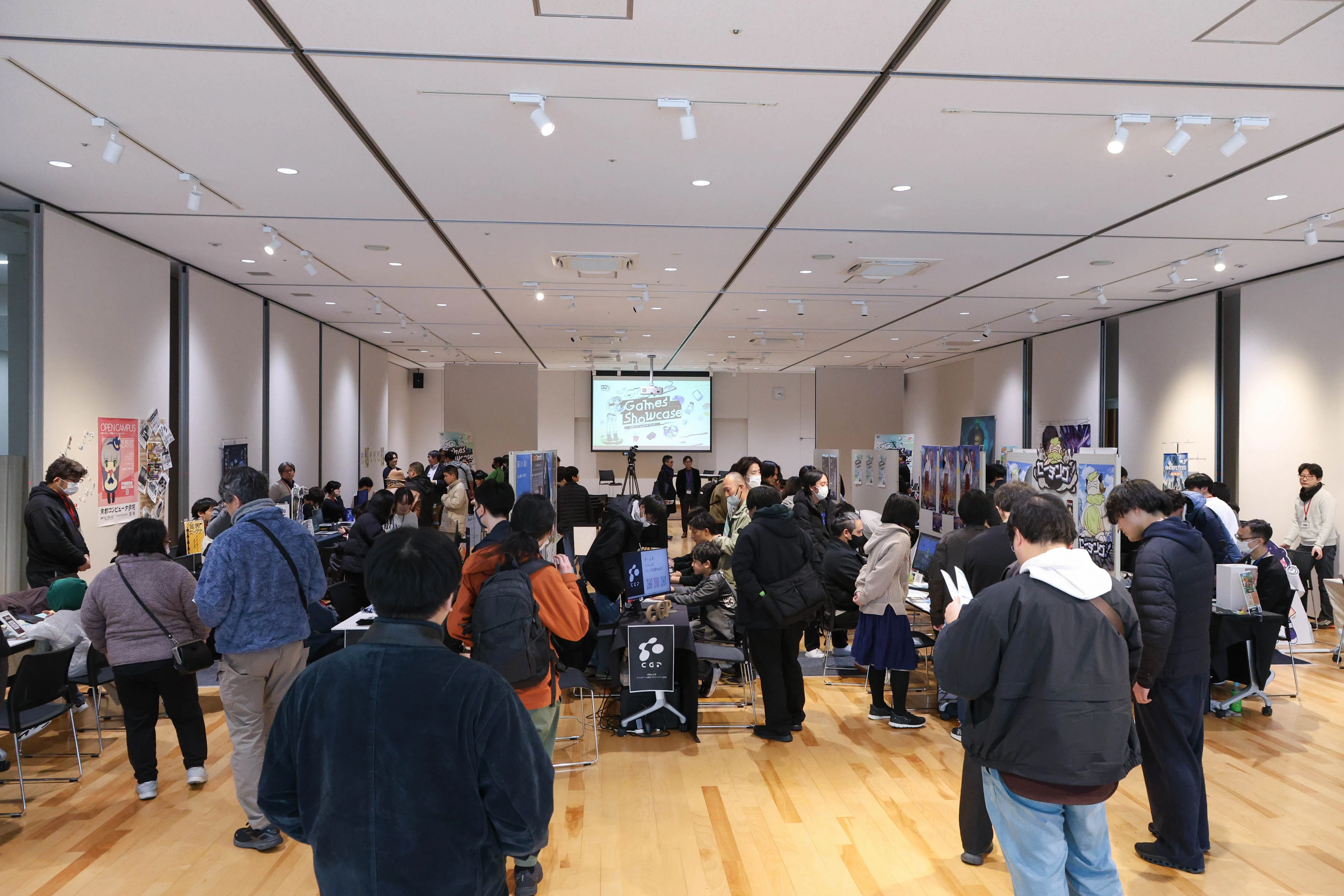 クリエイター・企業によるゲーム展示